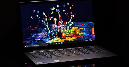 Mój kumpel Lenovo Yoga S740-14, który pracuje na baterii dłużej niż twierdzi producent