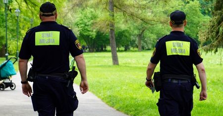 Strażnicy miejscy poszukiwani. Podano wysokość wynagrodzenia