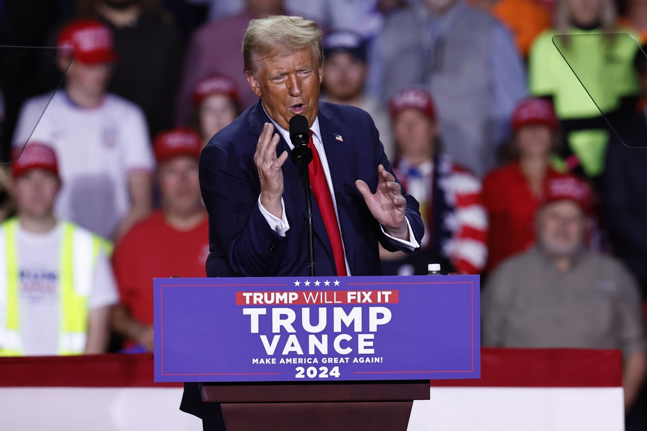 Trump's return sparks fears of democracy's decline