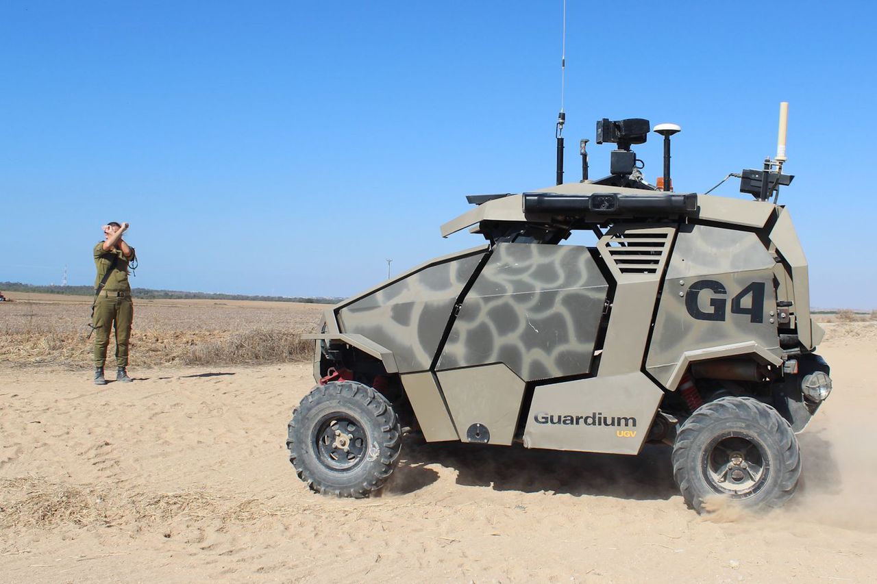 Bezzałogowy pojazd patrolowy Guardium