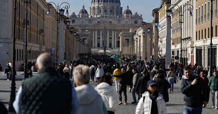 Tłumy to mało powiedziane. Milion już w pierwszym miesiącu