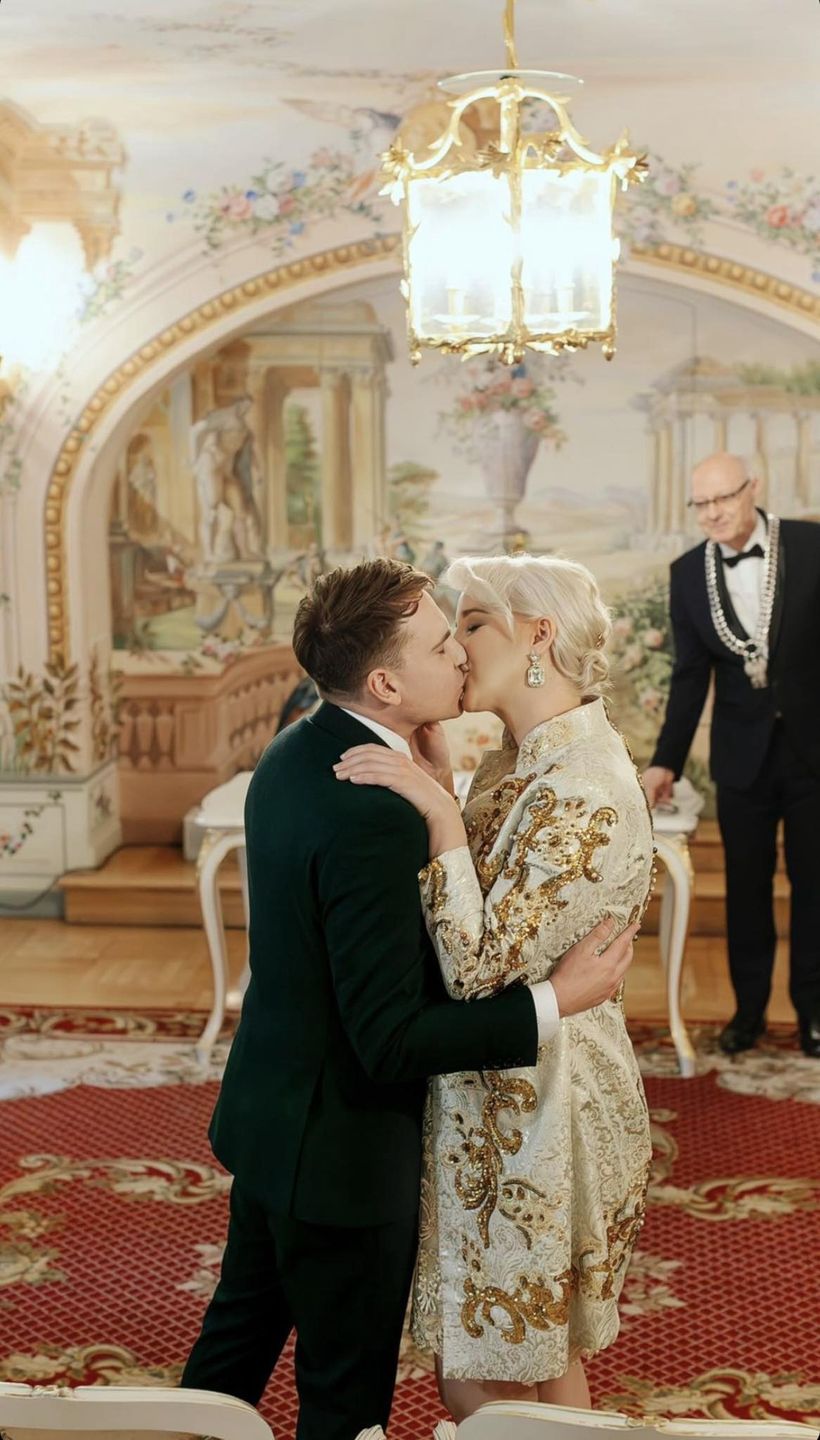 Ewa Minge ocenia suknię ślubną Lil Masti