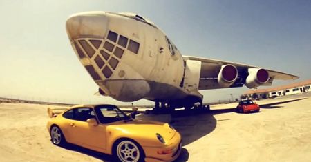 Porsche w Dubaju - zjawiskowe wideo Clash Production