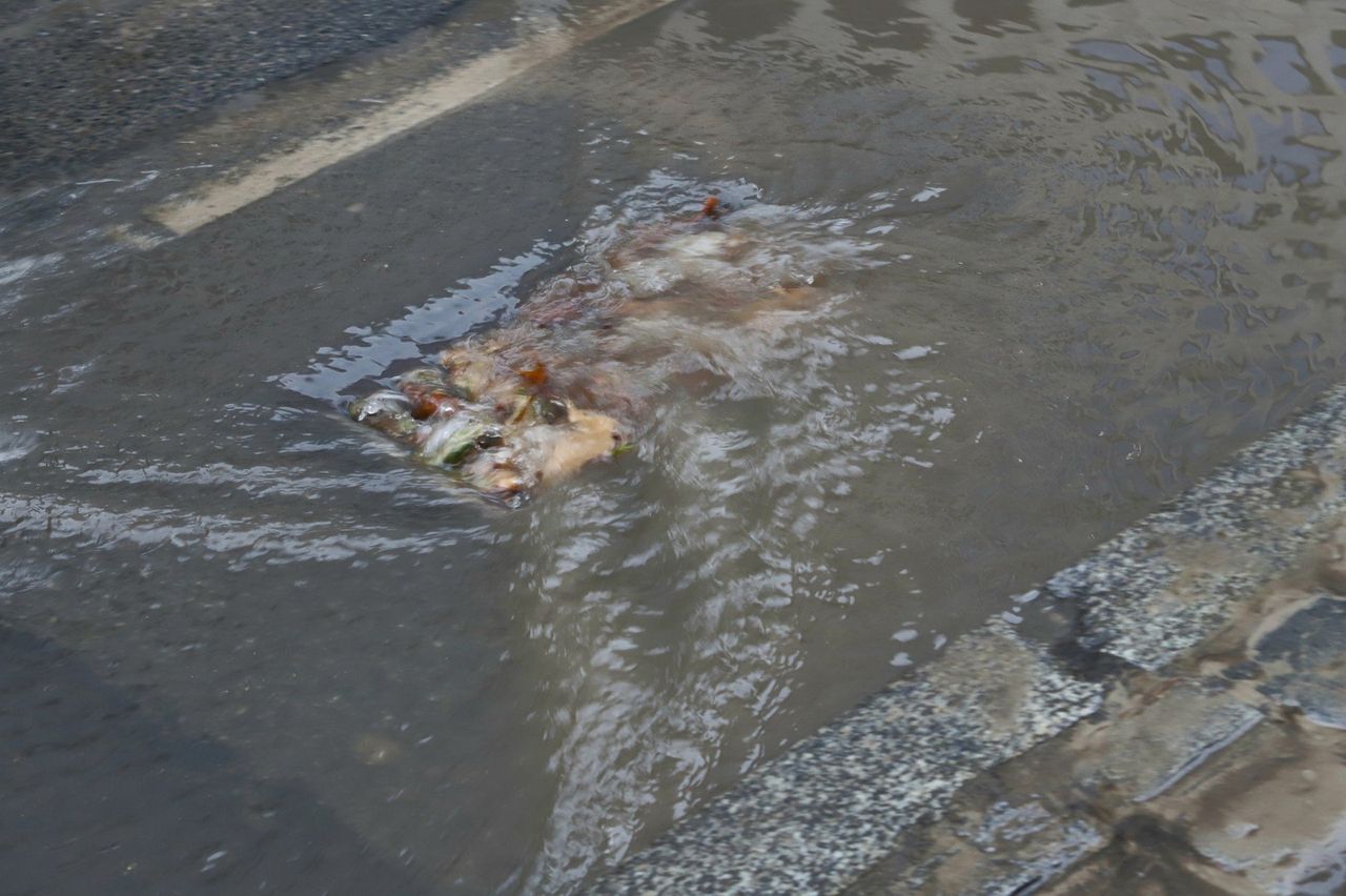 Łódź: Utrudnienia w ruchu spowodowane awariami sieci wodociągowych