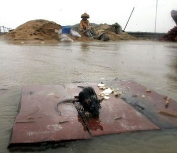 21 ofiar burzy tropikalnej w Chinach