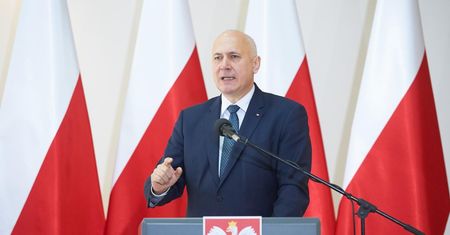 Martwe prawo nie pomaga dezubekizowanym. Minister ani razu nie przychylił się do ich wniosków