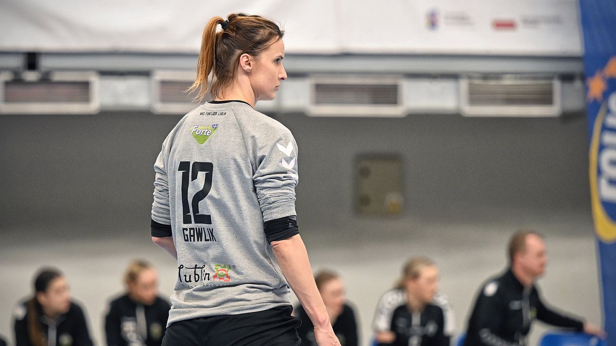 Zdjęcie okładkowe artykułu: Materiały prasowe / MKS FunFloor Lublin / PGNiG Superliga Kobiet / Na zdjęciu: Weronika Gawlik