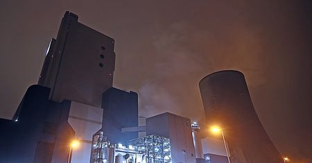 Niemieccy "Zieloni" protestują przeciwko atomowi w Polsce. "Demony się obudziły"