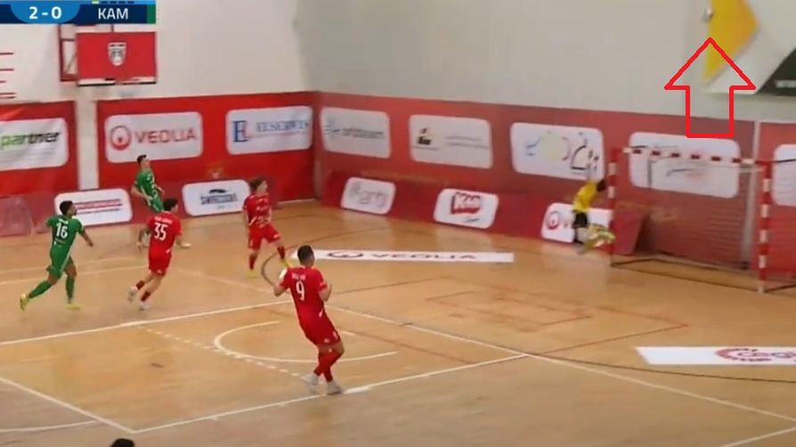 Zdjęcie okładkowe artykułu: YouTube / Tv Futsal Ekstraklasa / Kamil Izbiański (Widzew) popisał się efektowną paradą