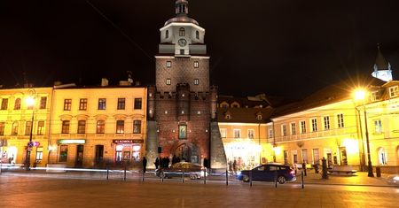 Kiedy na Bramie Krakowskiej pojawi się nowa iluminacja? Na razie brak środków