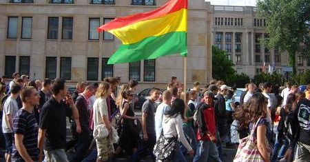 "Sadzić, palić, zalegalizować!"