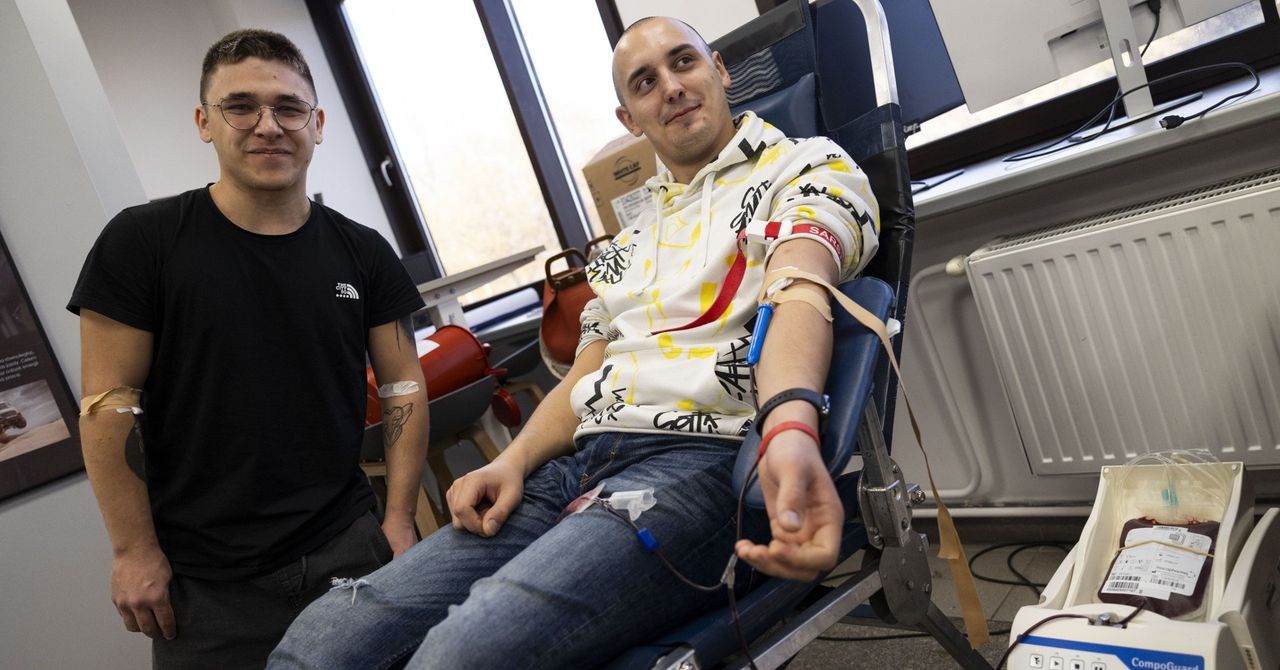 Kraków: Studenci dzielą się bezcennym lekiem - oddają krew w Wampiriadzie na Politechnice Krakowskiej