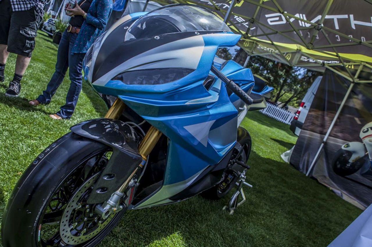 Najszybszy elektryczny motocykl świata: Lightning LS-218