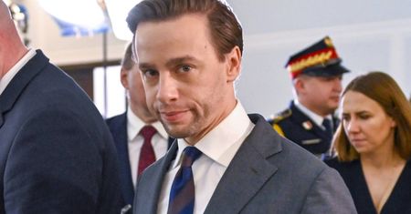 Zapytali go o aborcję i tabletkę "dzień po". Nie owijał w bawełnę