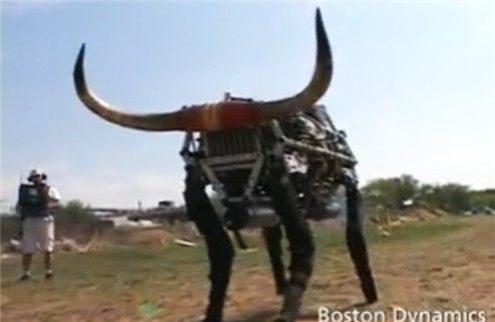 Wideo: BigDog zmieniony w byka może być groźną bronią