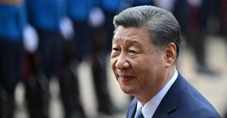 "Absolutna lojalność wobec partii". Xi Jinping walczy z korupcją