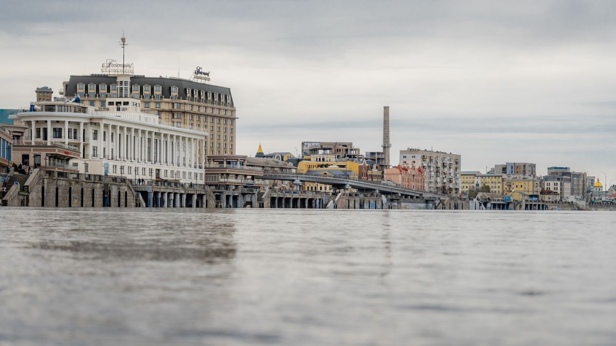 KYIV, UKRAINE - APRIL 18: A general view of the Poshtova Square on April 18, 2023 in Kyiv, Ukraine. In Ukraine, there is a rise in the water level in rivers, which has led to massive flooding, including of households and agricultural lands. Within Kyiv, the level of the Dnipro River exceeds average values by approximately 1 meter. This is influenced by several factors: this is snowmelt-runoff processes, protracted rains that lasted for several weeks, as well as problems with the Kakhovka hydroelectric power plant, which is not controlled by Ukraine due to the war and is actually not working, disrupting the water regulation in the cascade of the Dnipro reservoirs. (Photo by Zinchenko/Global Images Ukraine via Getty Images)