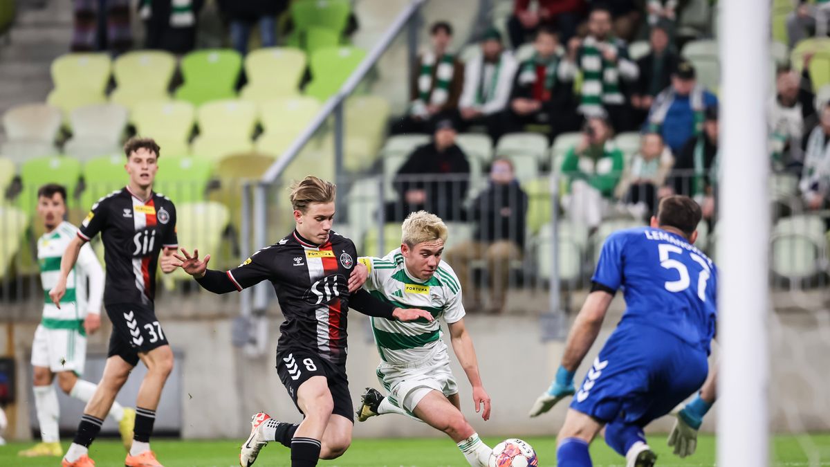 Materiały prasowe / Grzegorz Radtke / Lechia Gdańsk / Na zdjęciu: Maksym Chłań 