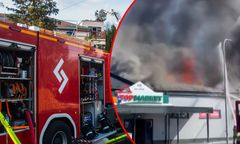 Pożar dużego marketu na Mazowszu. Kłęby dymu nad miastem