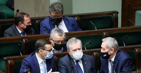 40 zł za pobyt uchodźcy. Samorządowcy obawiają się katastrofy