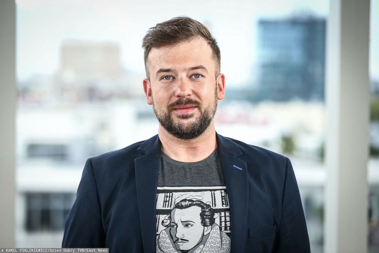 "Minister Czarnek przeminie". Przemek Staroń o braku wsparcia dla nauczycieli