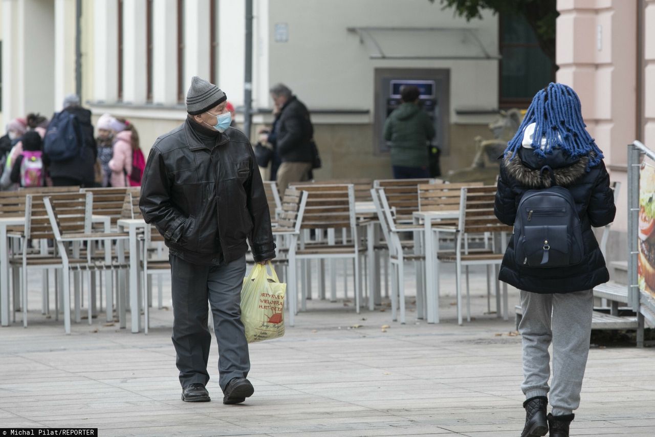 WHO widzi światełko w tunelu. Koniec pandemii może być blisko