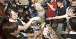 Chiny: Trzy ofiary ataku tłumu na supermarket