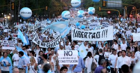 Argentyna: Wielkie antyrządowe demonstracje w wielu miastach