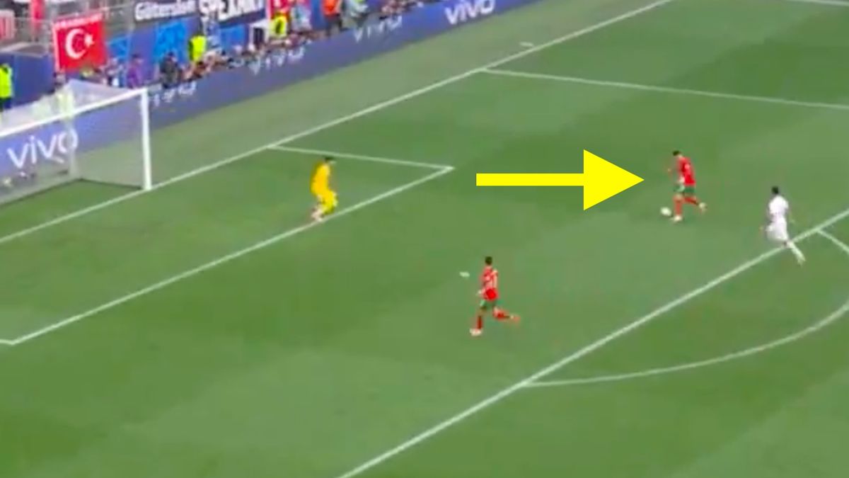 Twitter / TVP Sport / Asysta Cristiano Ronaldo w meczu z Turcją