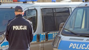 54-latek pisał do "dziewczynek". Padły seksualne propozycje