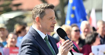 Wydatki kandydatów w sieci. Liderem Rafał Trzaskowski