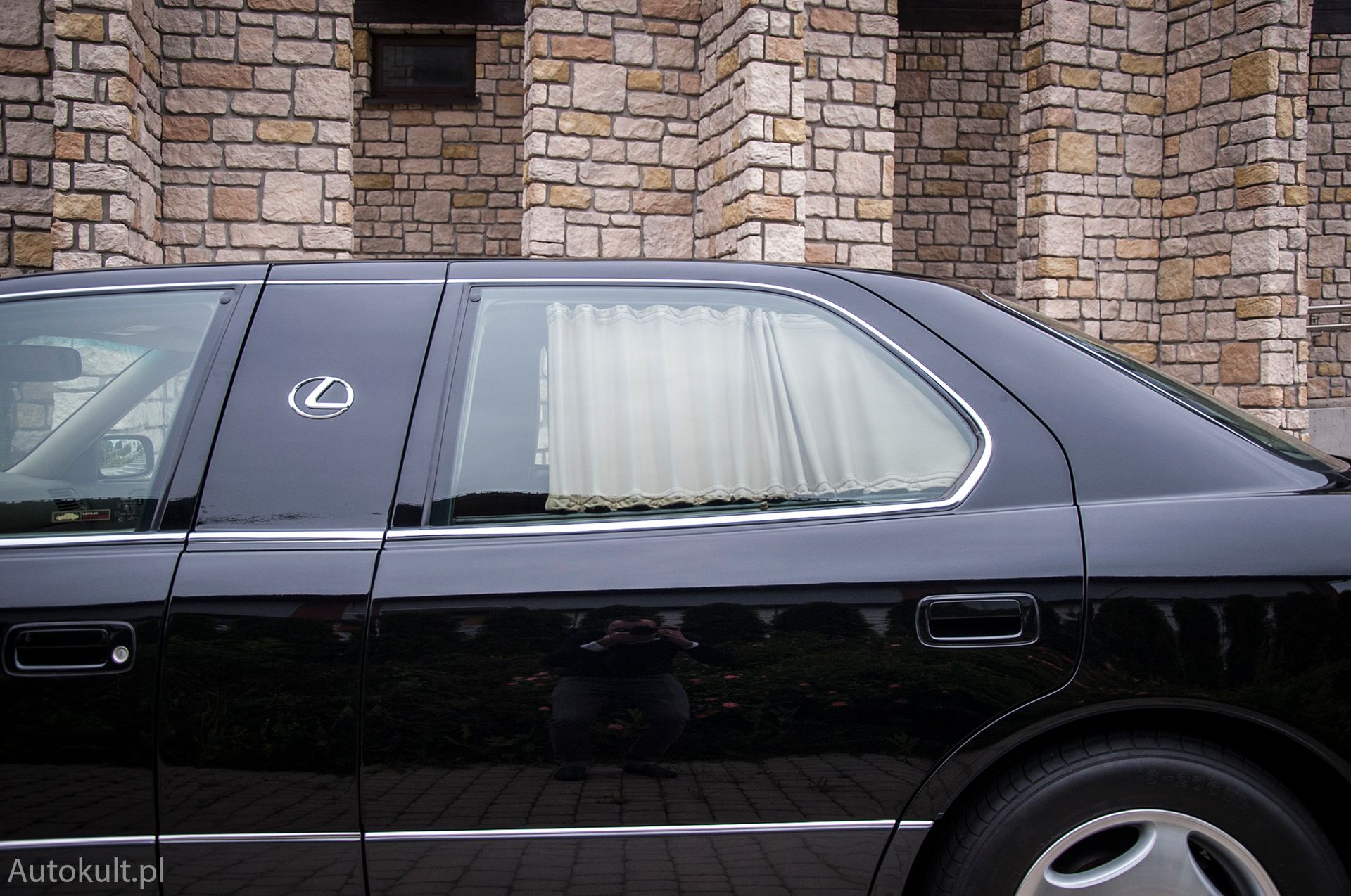 Lexus LS400 LWB (1998) (fot. Mateusz Żuchowski)