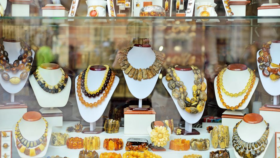 Biżuteria z bursztynu 