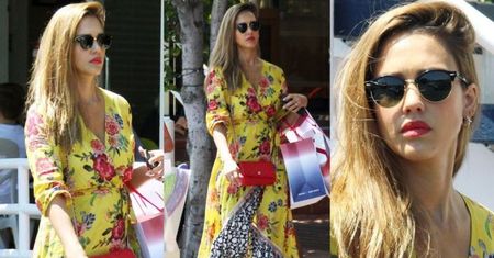 Ciężarna Jessica Alba w kwiecistej sukience