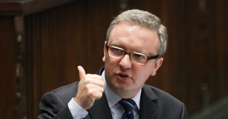 PiS: "Sikorski powinien podać się do dymisji"