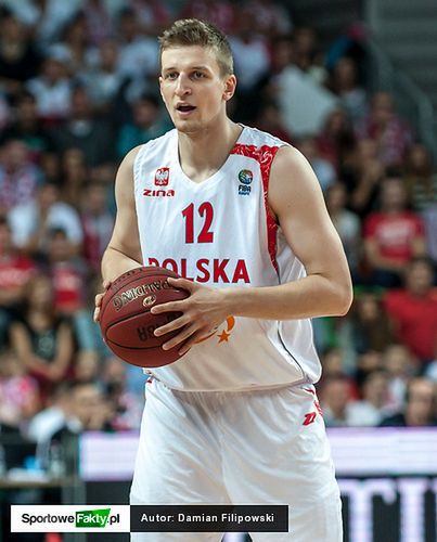 Adam Waczyński bardzo dobrze radzi sobie w Hiszpanii