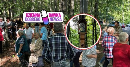 Zbiegowisko w lesie. Zjawił się nawet ksiądz. Powód był ważny