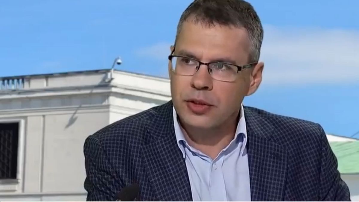 Michał Karnowski usprawiedliwia podwyżki dla parlamentarzystów 