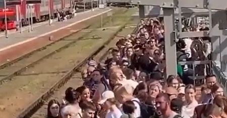 Szokujące kolejki na peronach. Rosjanie uciekali przed wojną domową