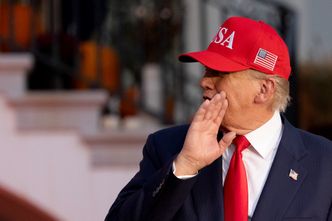 Szczytu Trump-Putin nie było przez jedną notatkę. "Moskwa nie wykazuje chęci"