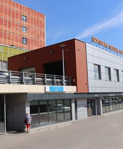 Dziecko w szafie. Służby weszły siłowo do domu