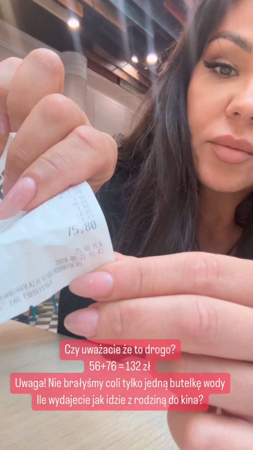 Sylwia Bomba przedstawia paragon grozy