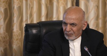 Afganistan. Ucieczka prezydenta Ghaniego. Talibowie szturmują Kabul