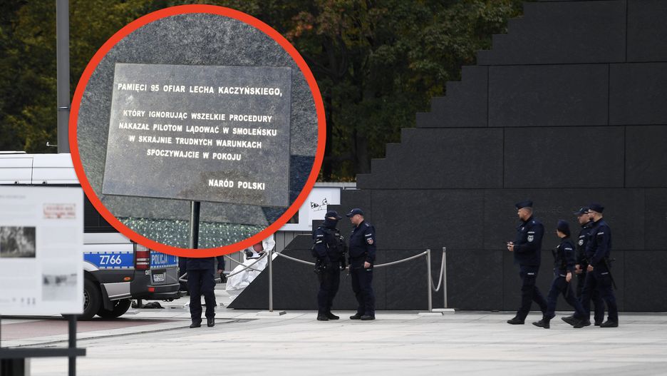 Przy pomniku smoleńskim pojawiła się nowa kamienna tabliczka