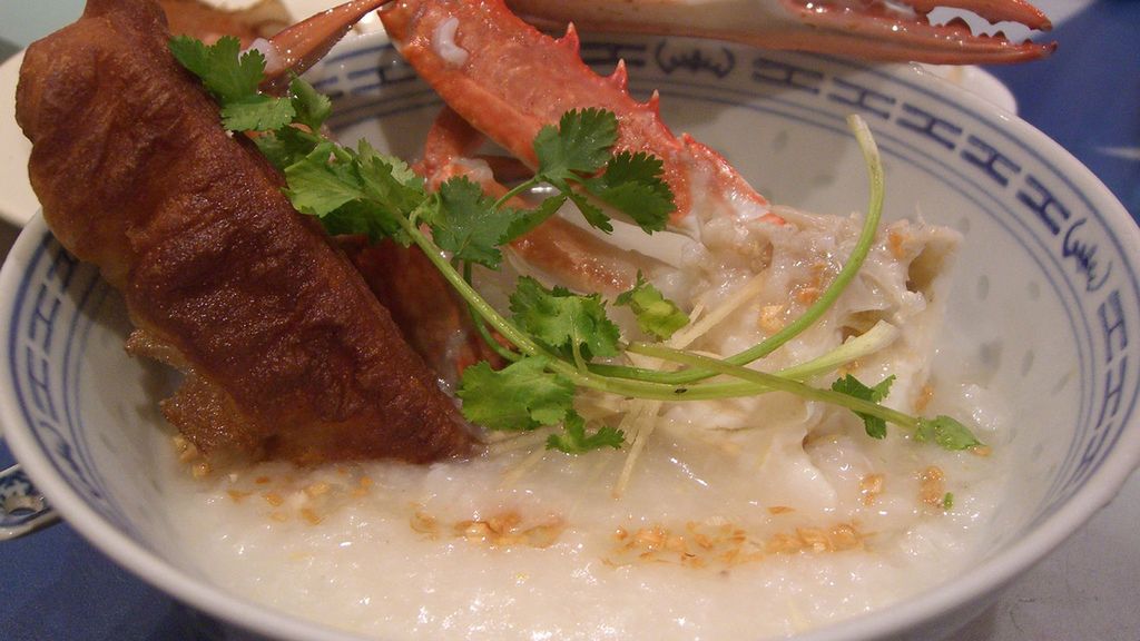 Krab królowej poddany obróbce nawilżającej mięso