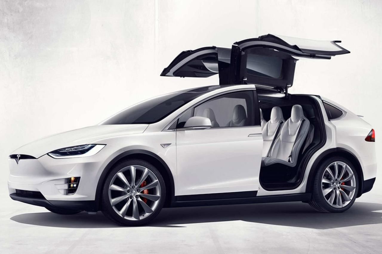 Czasem aktualizacja nie pomoże: Tesla wymieni hamulce w 53 tys. aut