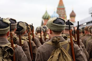 Rosjanie rekrutują osoby uzależnione? Oni mają walczyć na Ukrainie