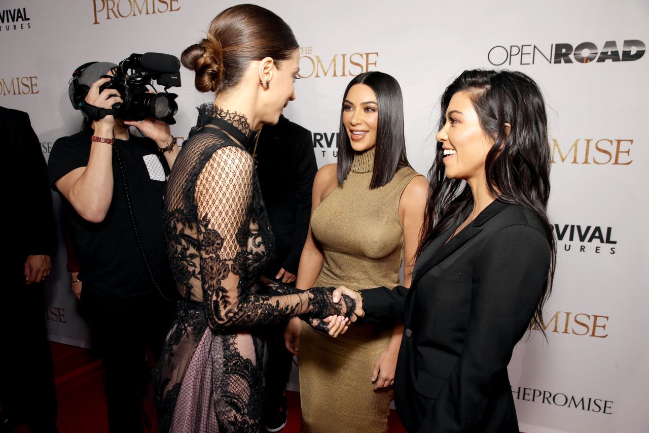 Ex-employee spills on Kardashians: 'Kim's niceness vs Kourtney's cold shoulder'