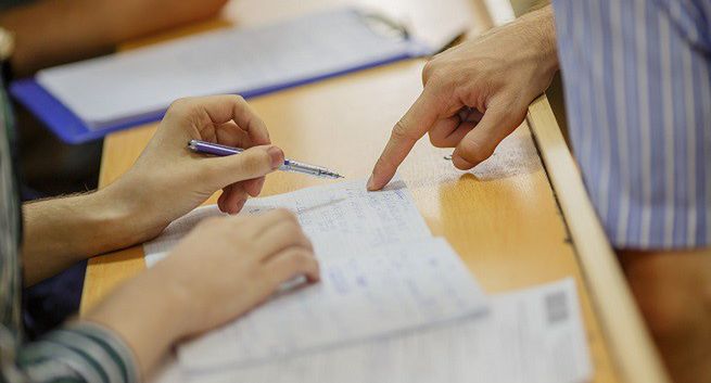 "Perspektywy": warszawskie XIV LO im. Stanisława Staszica najlepszym liceum w Polsce