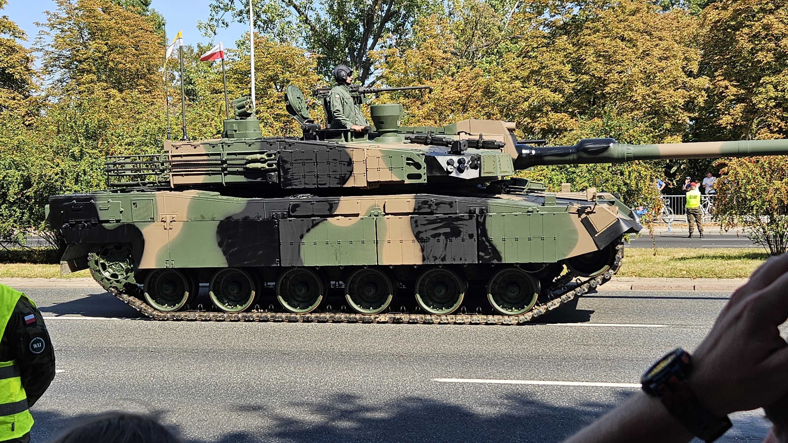 Sprzęt wojskowy na defiladzie w Warszawie